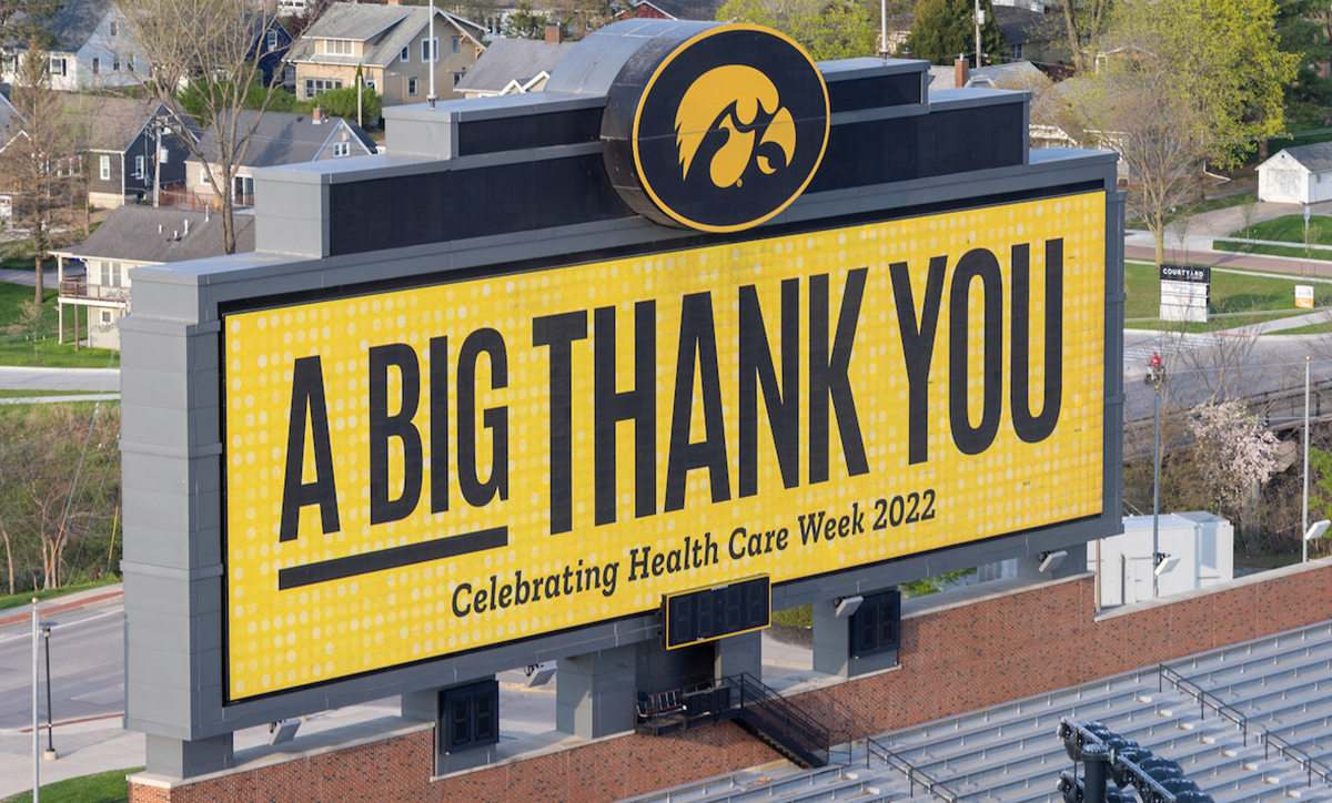 thank-you-health-care-workers-for-being-here-university-of-iowa