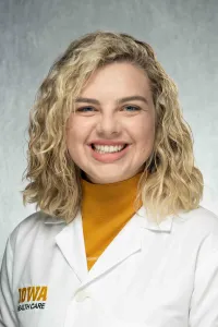 Lindsey Gibbon, PharmD portrait