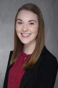 Holly Flynn, portrait