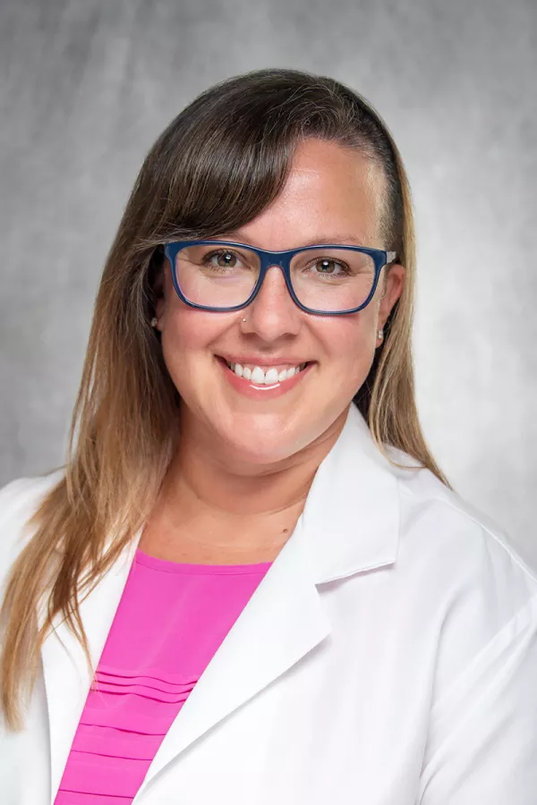 Sarah Auerbach, portrait