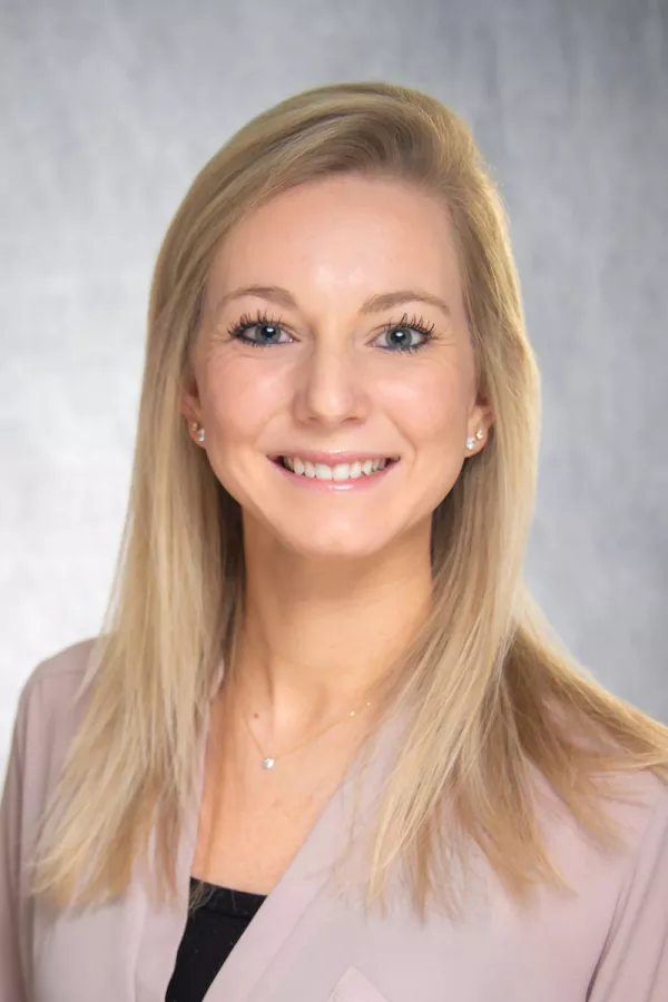 Dana Wolfe, portrait