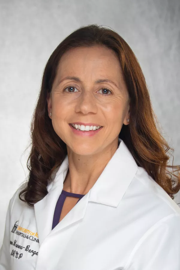 Laura Hanna-Bergen, ARNP