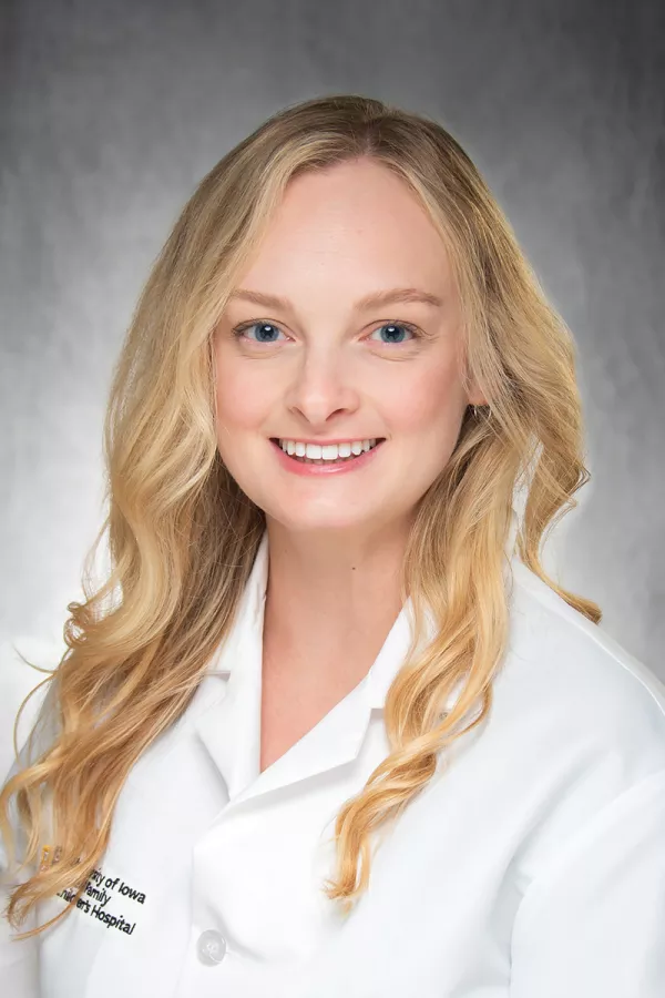 Elizabeth Wikle, portrait