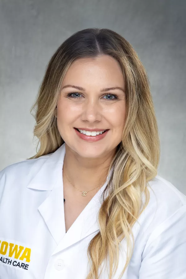 Courtney Engel photo