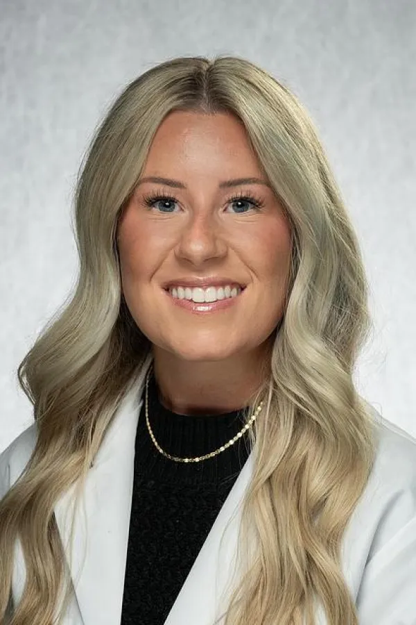 Riley Burgart portrait