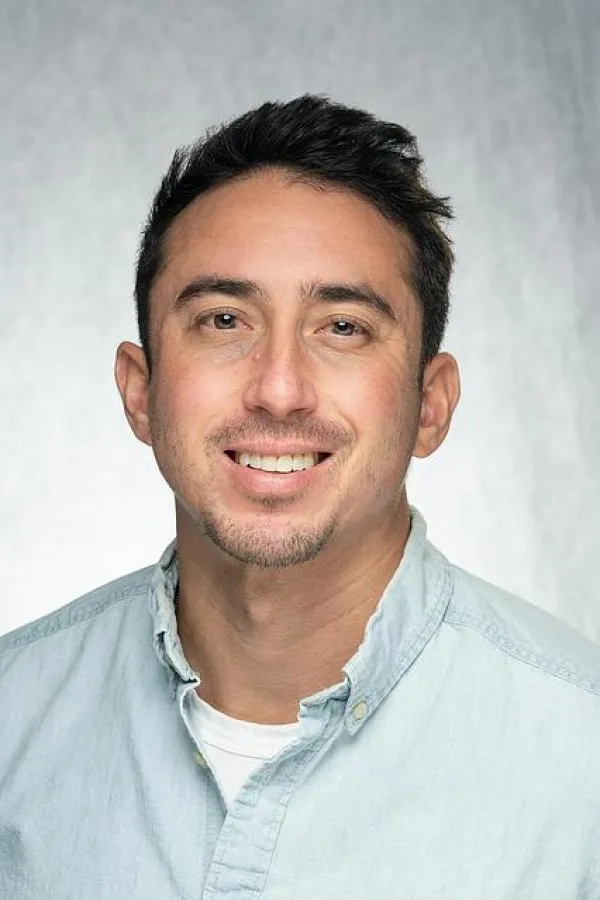 Mark Thomas portrait