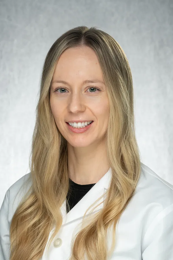 Nicole Connelly portrait