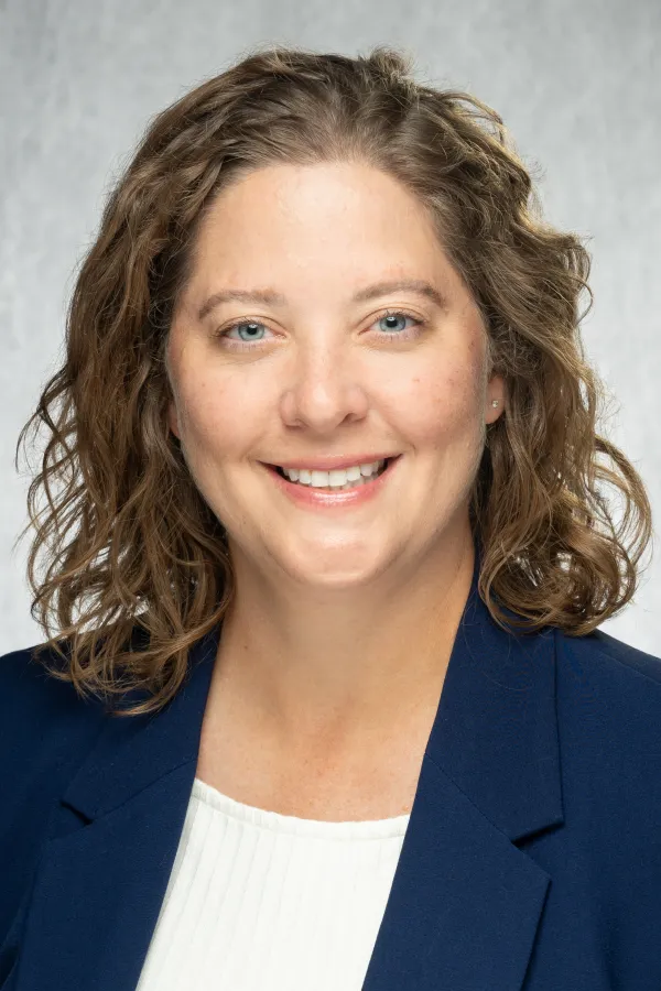 Erin Floy portrait
