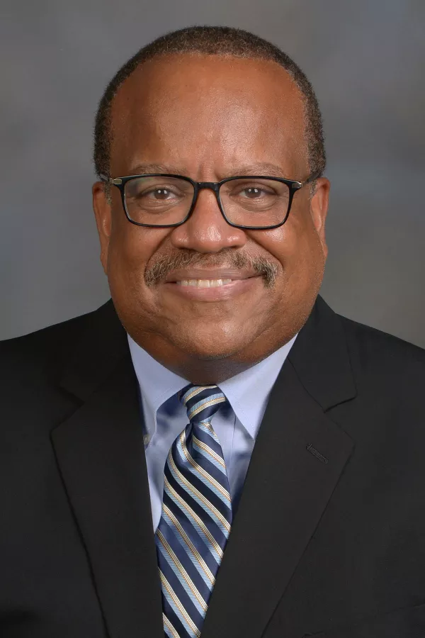 Keith D. Carter, portrait