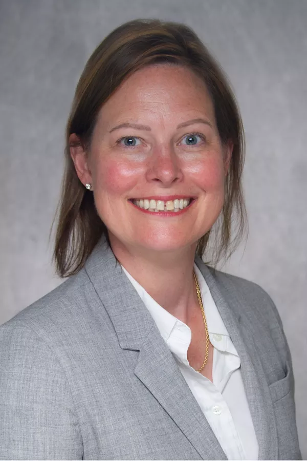 Dawn Dillman, portrait