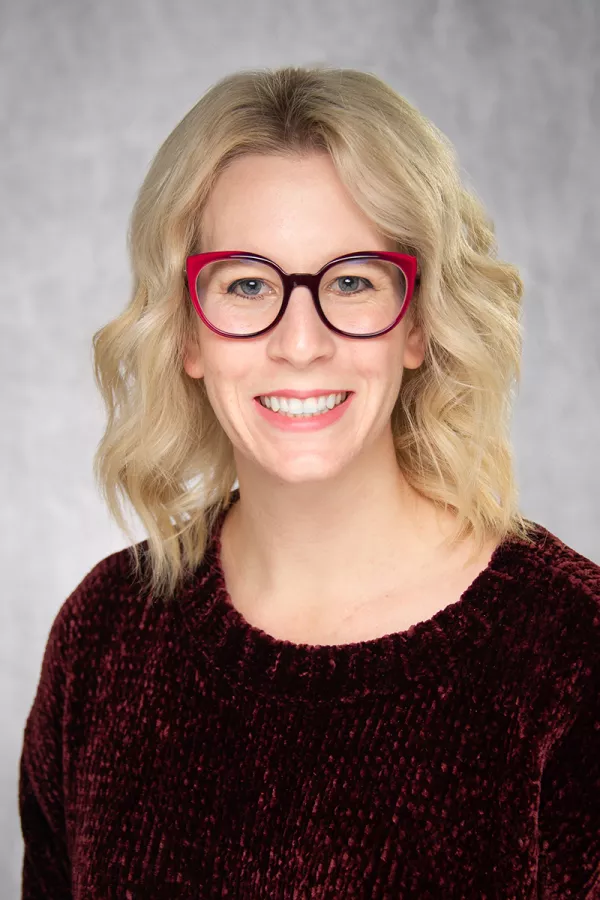 Hayley Heller, portrait