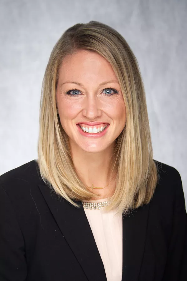 Kelli Kain, portrait