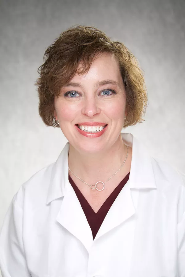 Julie Lensing, portrait