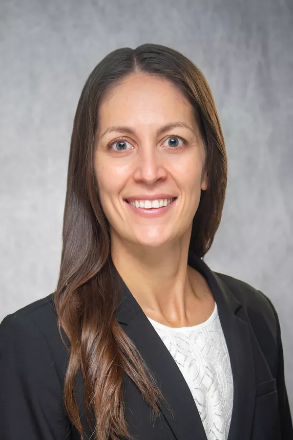 Alyssa Nevill, portrait