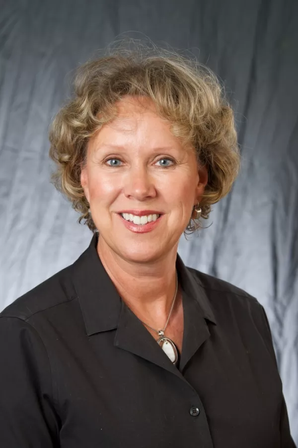 Debra Parrott, portrait