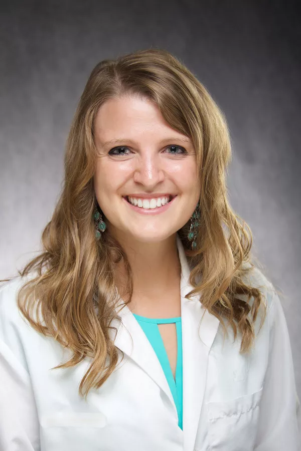 Shelby Romoser, portrait