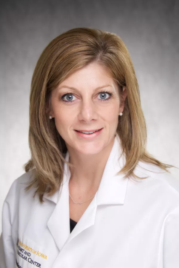 Suzanne Hennings, portrait