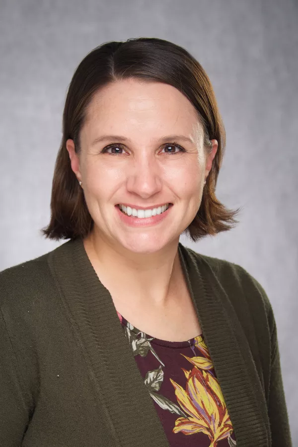 Stacie Kasper, portrait