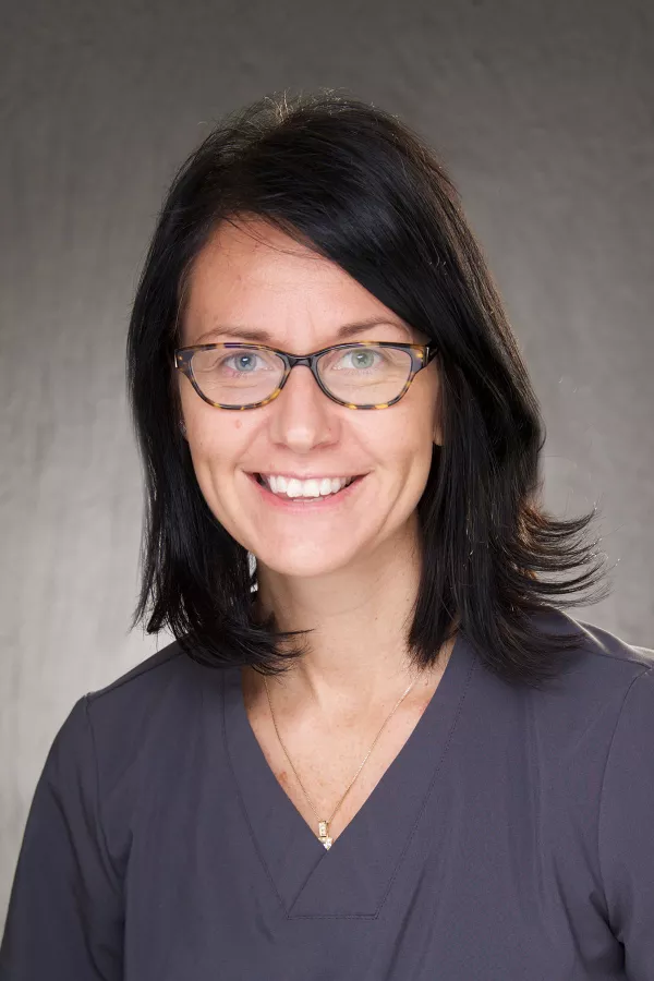 Kim Stevens, portrait