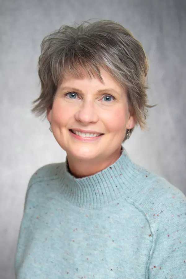 Theresa Hobbs, portrait