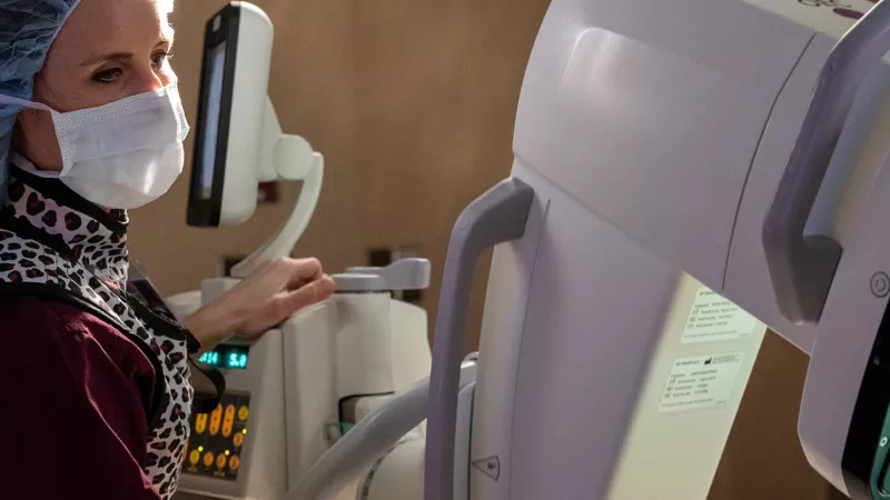 Radiation therapy - what to expect  University of Iowa Hospitals & Clinics