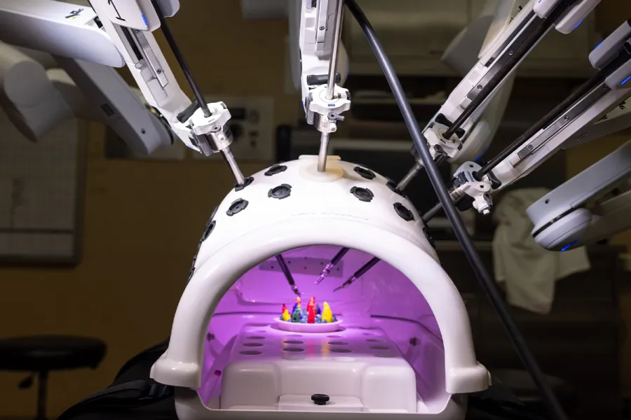 Colorectal surgeon Kristina Guyton, MD, trains on a new Dv5, or Da Vinci 5, surgical robot in the operating room on the UI Health Care university campus on Thursday, May 29, 2025. This year, UI Health Care is adding three new Dv5 robots on the university campus, doubling its access for robotic-assisted surgeries.