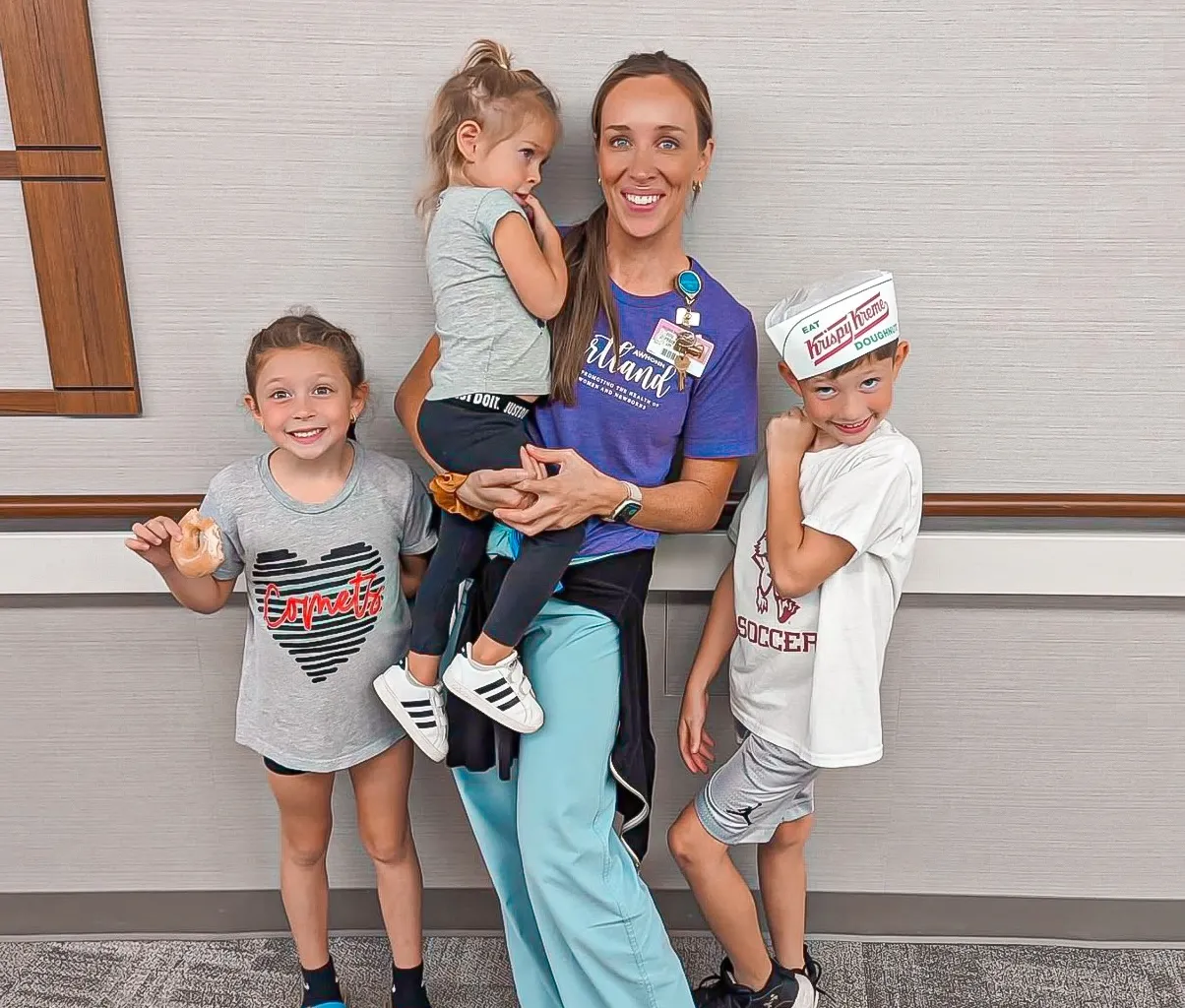 Kelsey Shortley and her children.