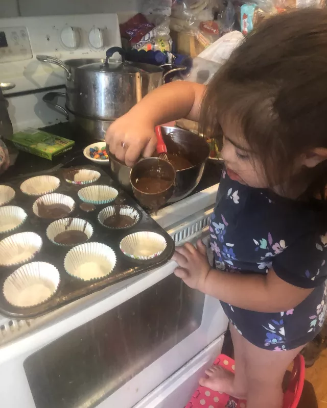 Anjali Sahu baking