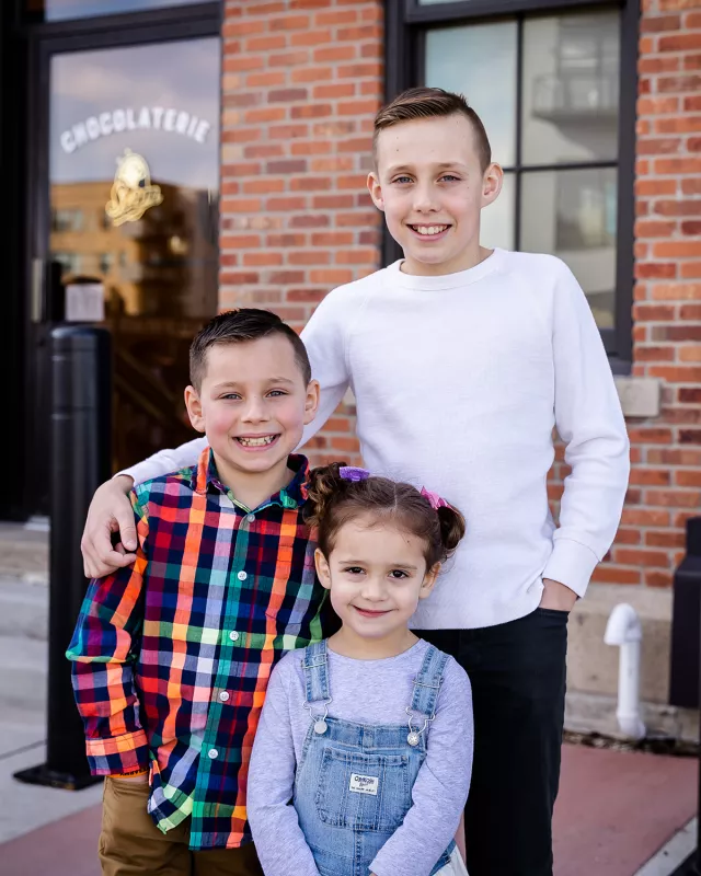 Tate Manahl with his brother and sister.