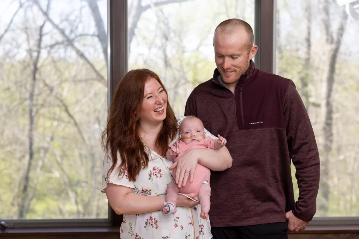Evelyn Eilers preemie baby with parents