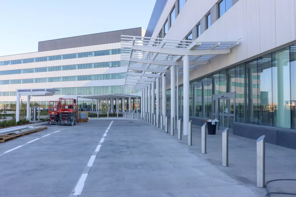 ED entrance, North Liberty campus