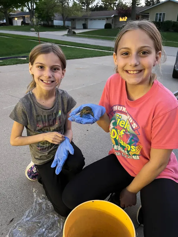 Kid Captain Lily Sebastian and Sister Gemma