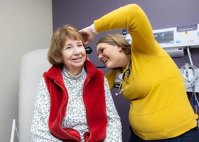 Family medicine physician Brigit Ray, MD, with adult patient at UI Health Care Family Medicine practice at Iowa City, 2751 Northgate Drive on Tuesday, Dec. 9, 2025. All simulated patients. 