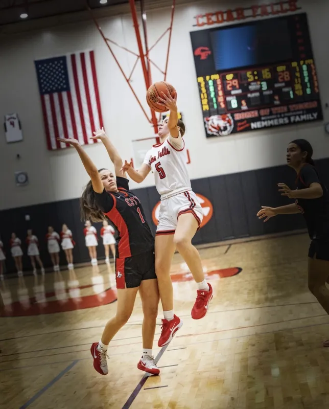 Mackenzie Sagers shooting a basketball