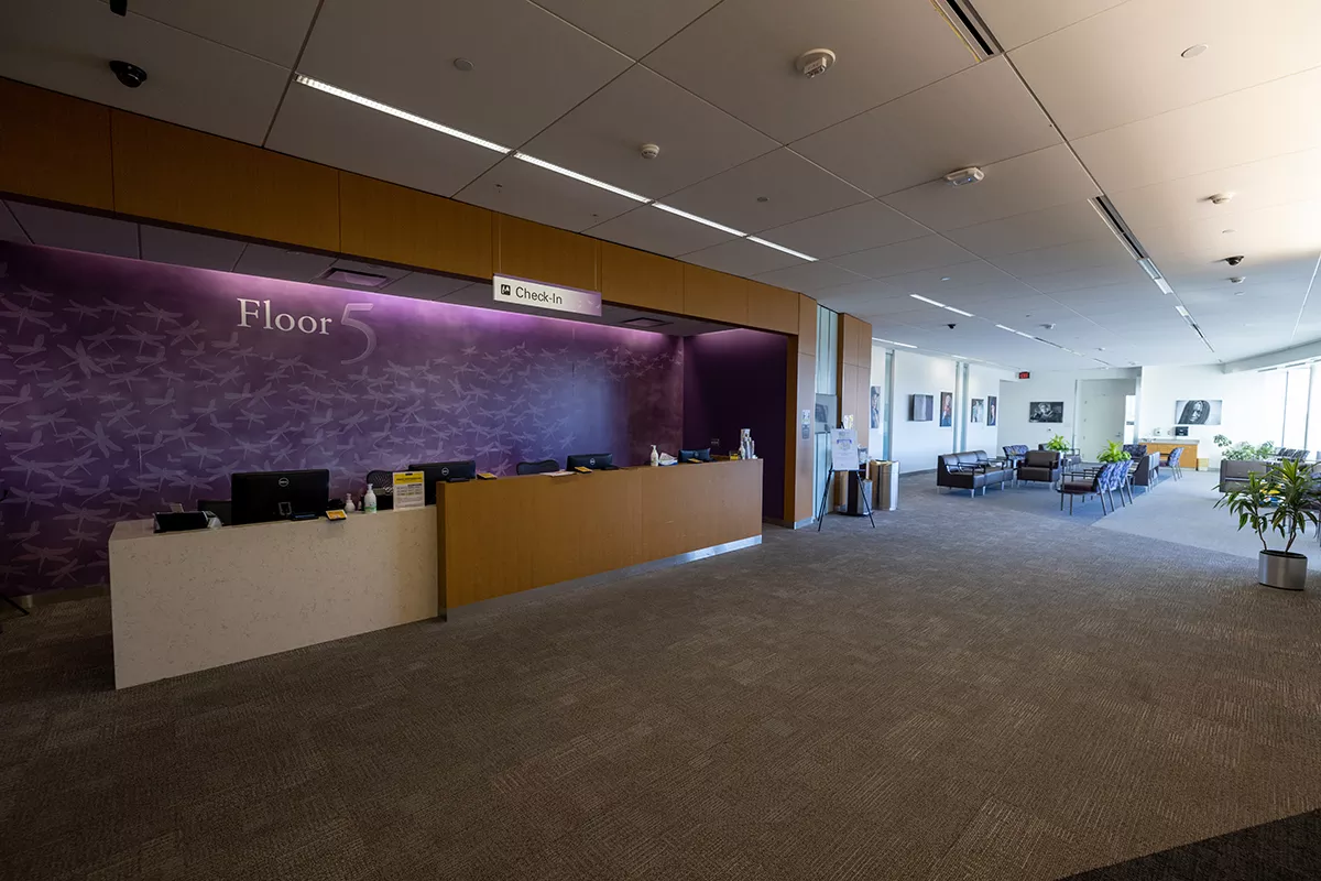 Lobby photo of the fifth floor of Iowa River Landing