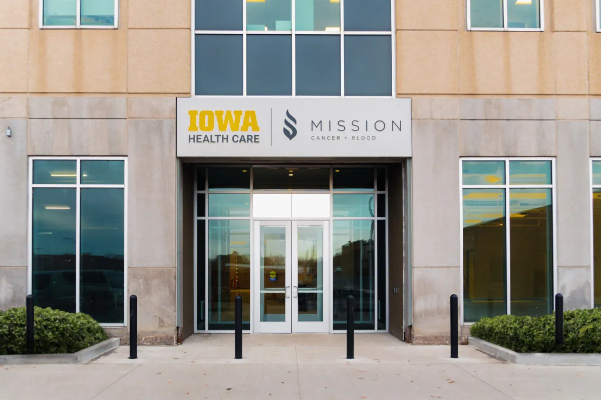 Mission Cancer + Blood Des Moines Court Avenue exterior.