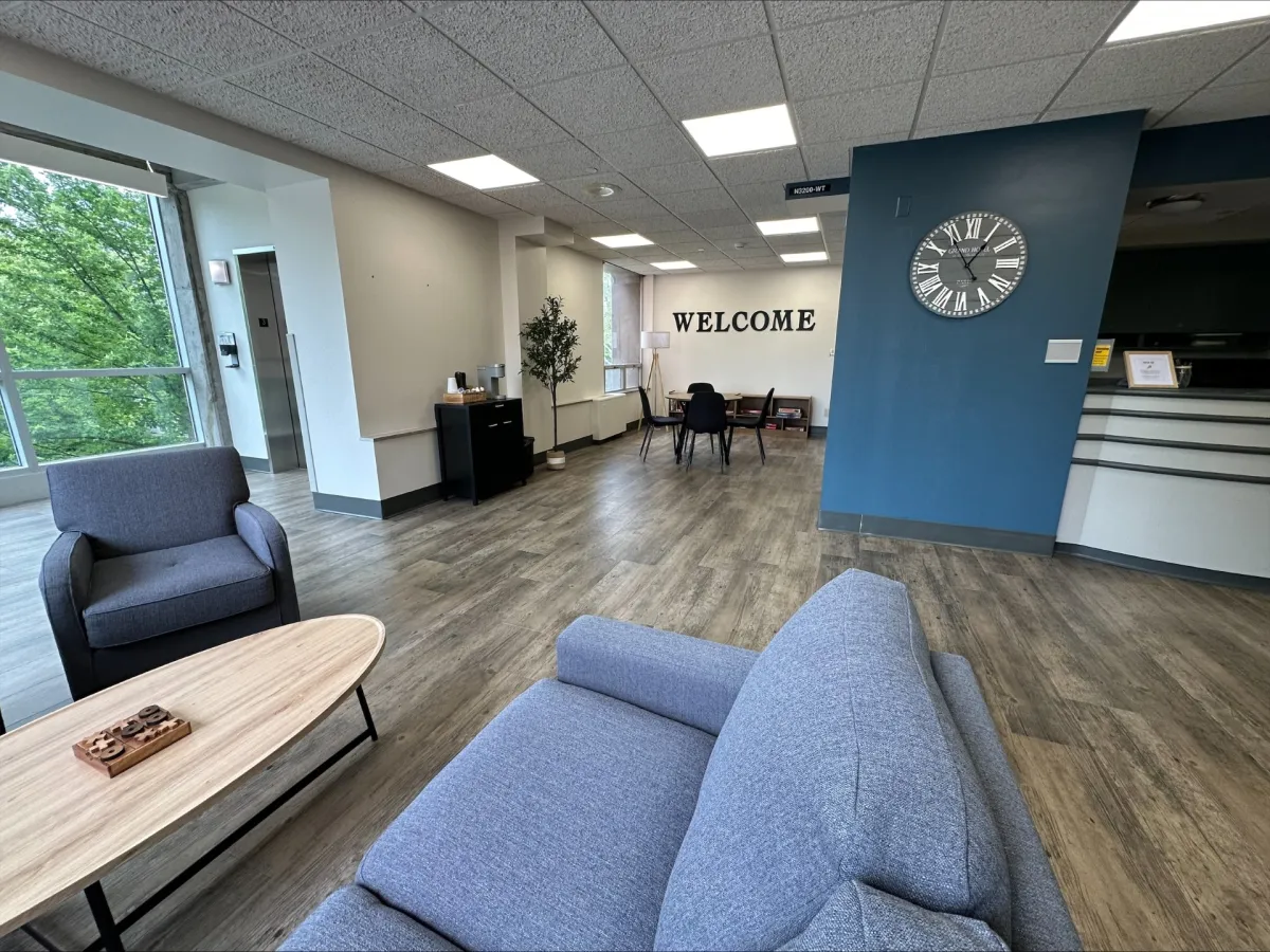 Guest Lodging front lobby